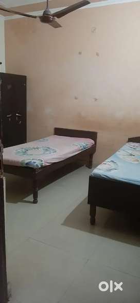 Boys pg All facilities