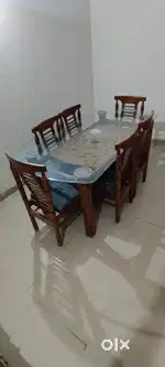 Teak wood 6 seater Dinning table