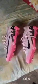Football shoes