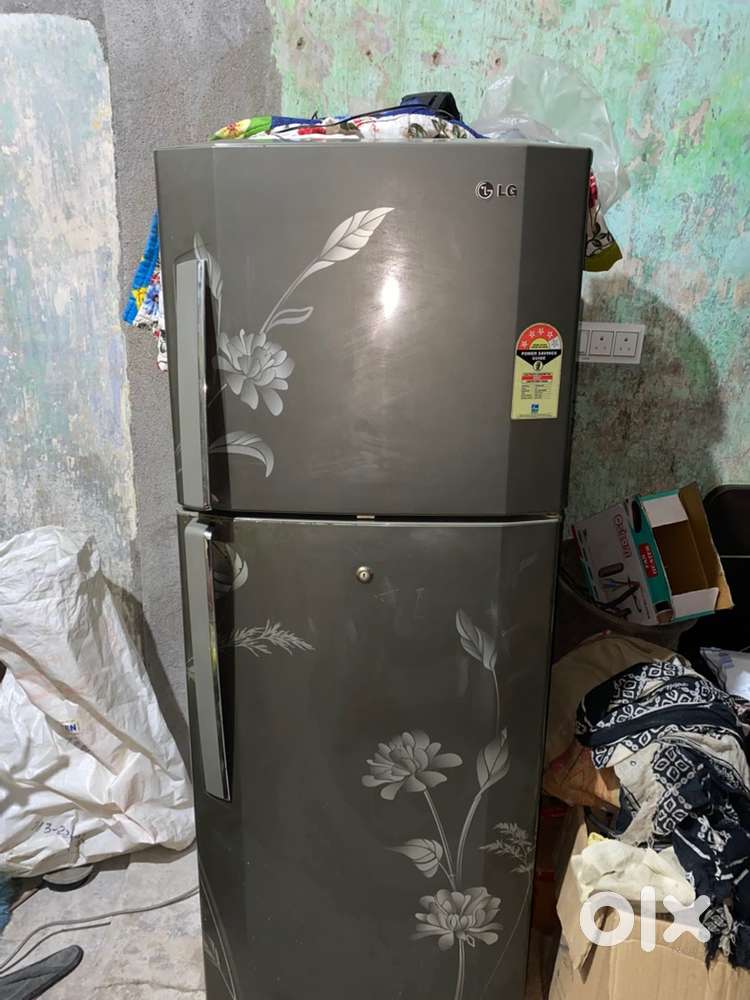 Lg double door fridge in running condition