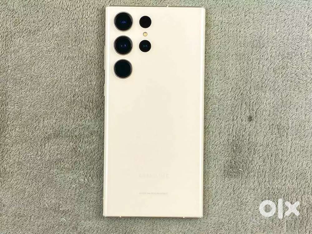 Samsung24 in 256 gb in new condition available at resonable Price