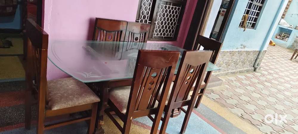 Dinning table