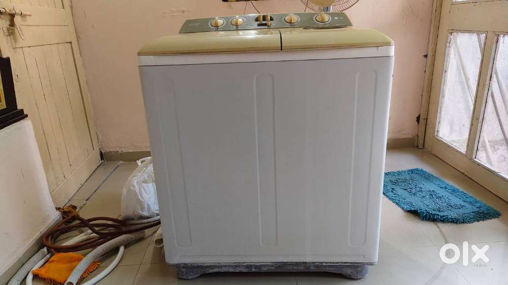 LG Brand semi Automatic washing machine 6.2 kg good working condition