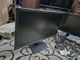 Excellent condition  Dell 21 inch full HD monitor for sale!
