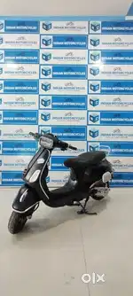 Vespa sxl 125