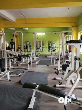 Running  fully equipped gym equipments for sale