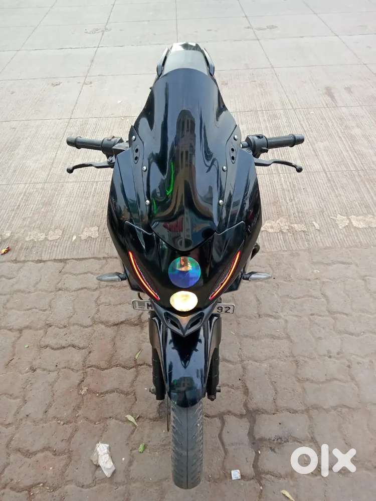 Pulsar 220 f good condition bike