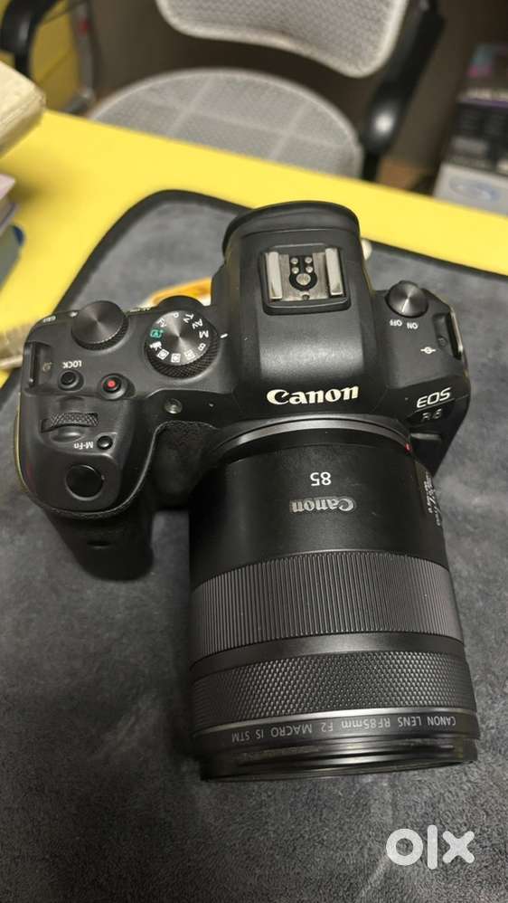 Canon R6 body and 3 lences