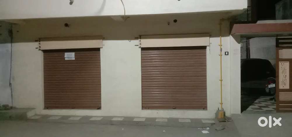 લાલપુર મા સરકારી હોસ્પિટલ સામે દુકIન ભIડે આપવાણી છે