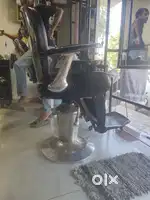 Man salon chair