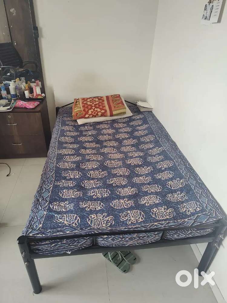 Single occupancy room available for female