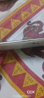 Vivo v17 Whit 8Gb ram 128Gb storiege Whit cover and box