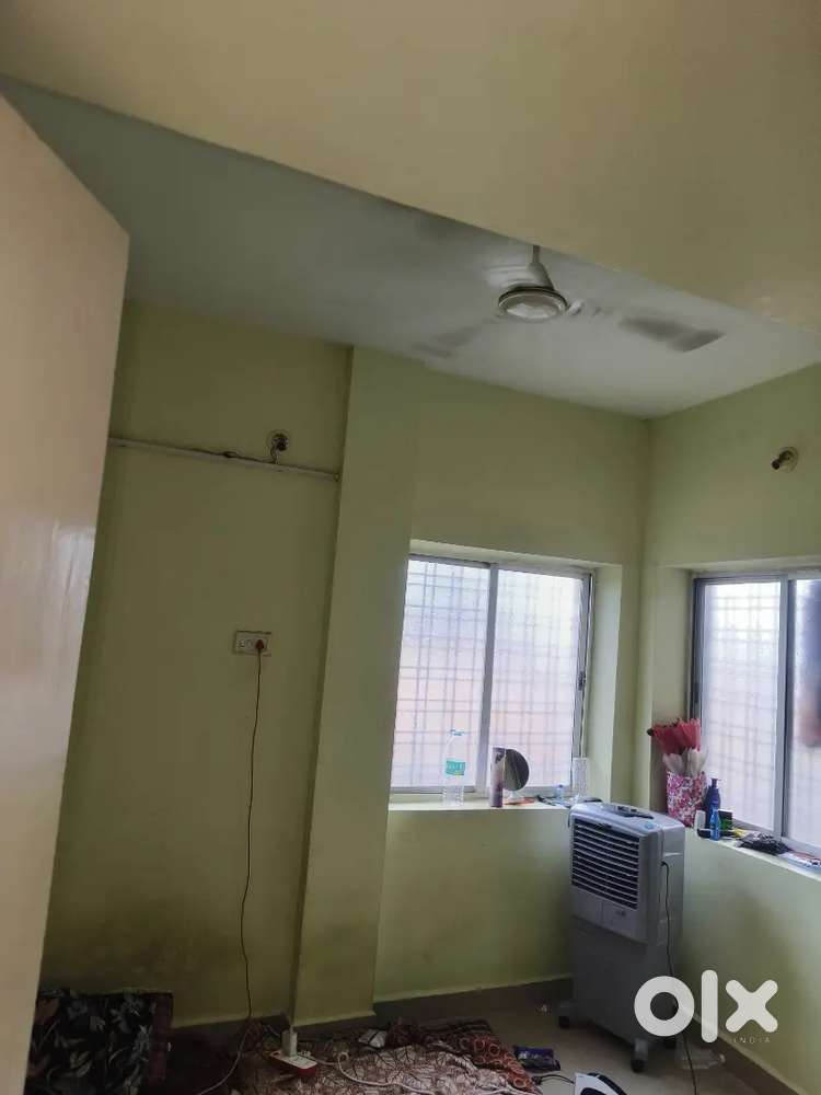 2 Bhk flat Flatmate required