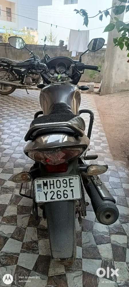 Metalic Gray Honda Unicorn @₹75000