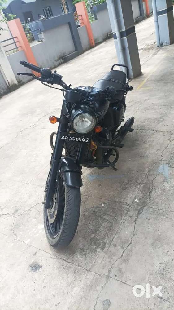 Jawa 42 Classic