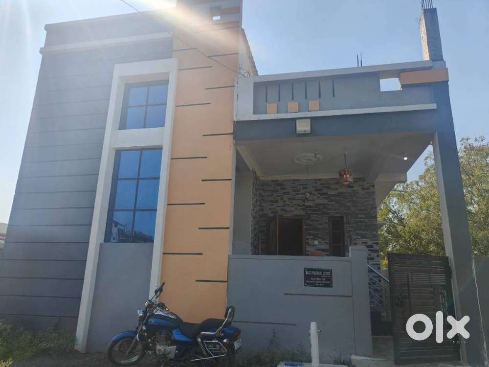 OPEN PLOT & HOUSE FOR SALE