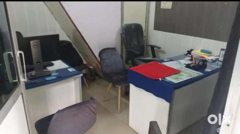 Fully furnished office on sharing, available in andheri east