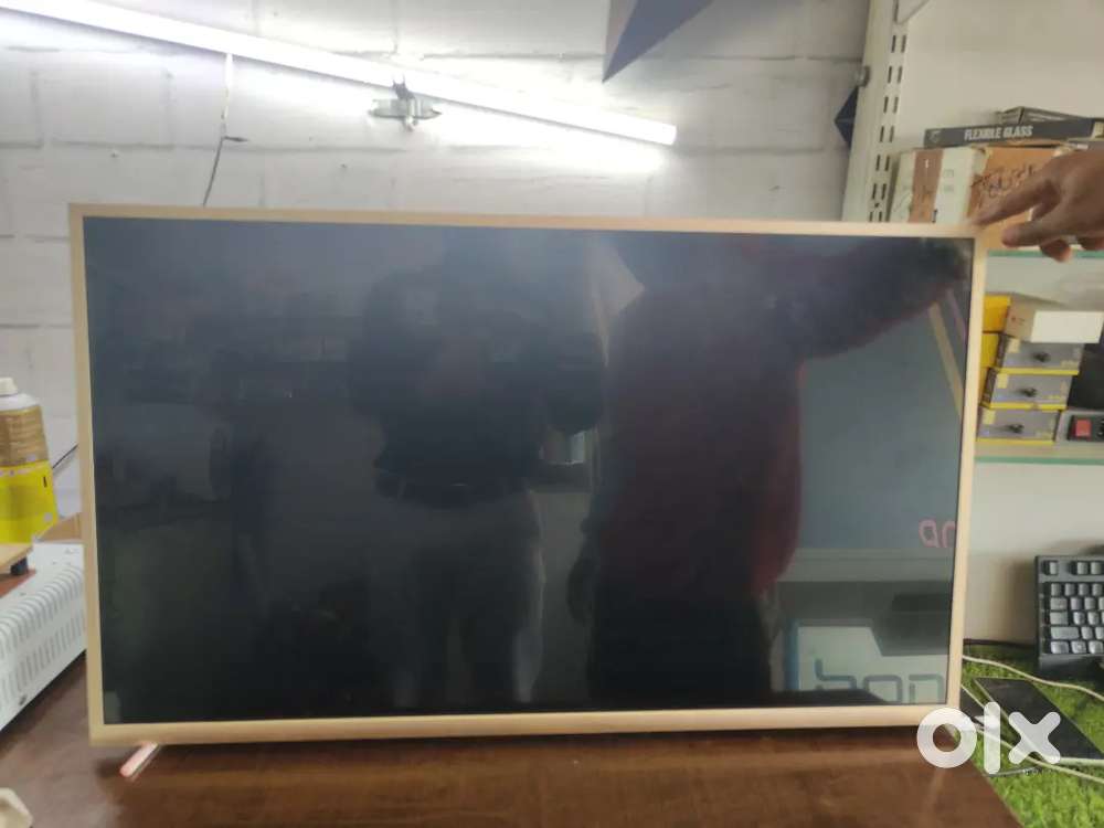 Urgent sell my lcd tv