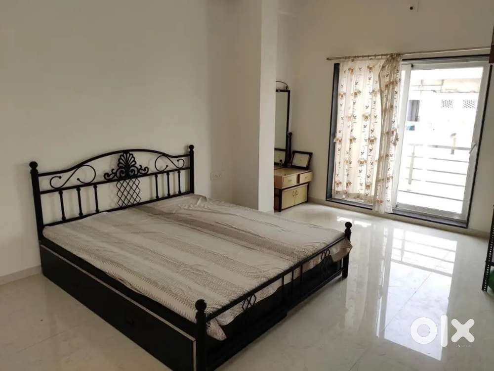 2 BHK Very Nice Avavlible For Rent