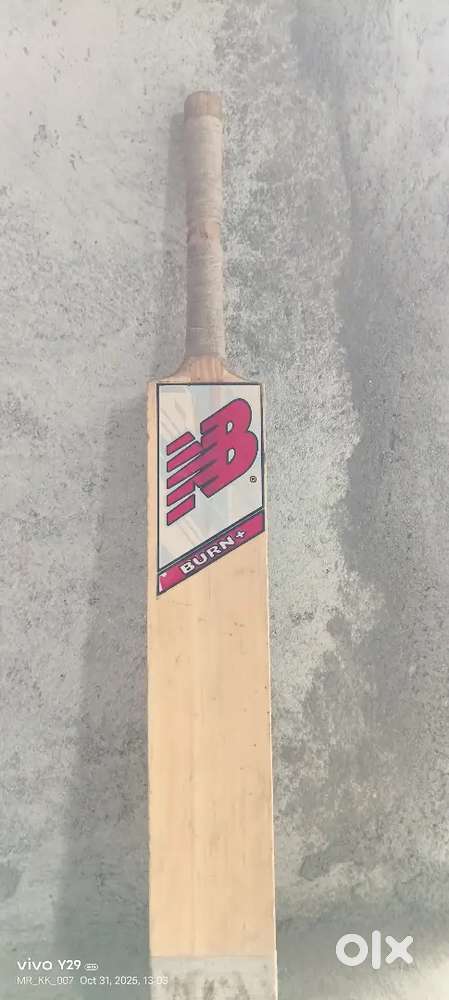 New balance  cricket bat