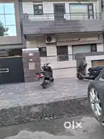 Newly independent 2bhk house for rent in sec 8 party perf only job per