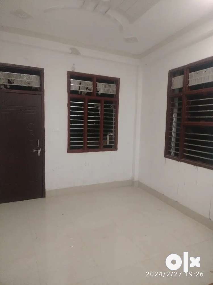 2 Room + drying room kitchen & toilet separate 1st floor two side open