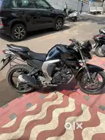 YAMAHA FZS