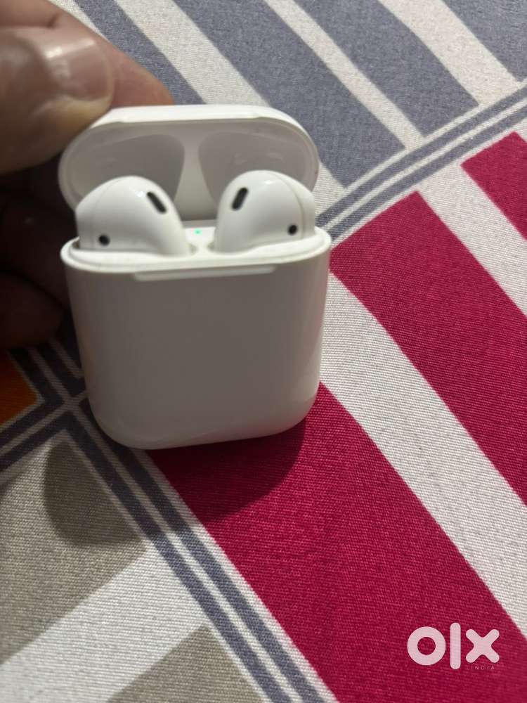 Apple Airdop 2nd generation