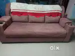 1 year old sofa set 3+2