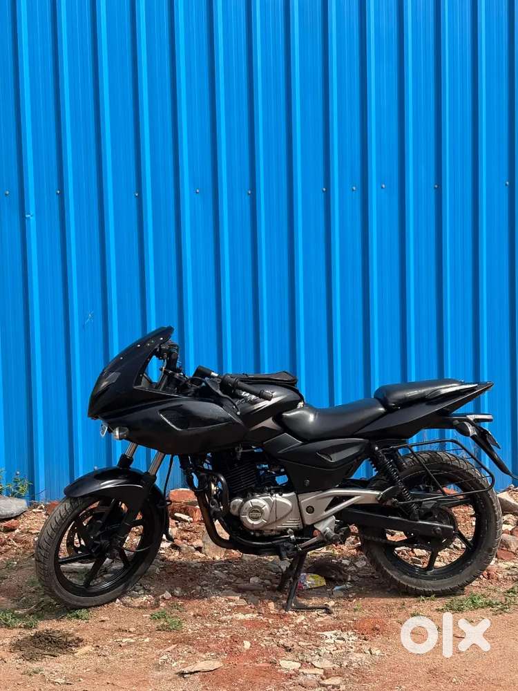 Pulsar 220 for sale
