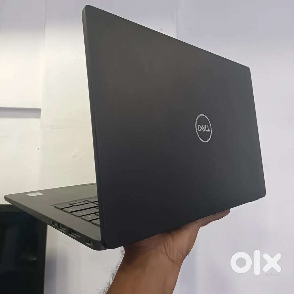 DELL 
Intel Core i5 8 th Gen 
8 GB Ram 
256GB Nvme Storage 
14 Screen