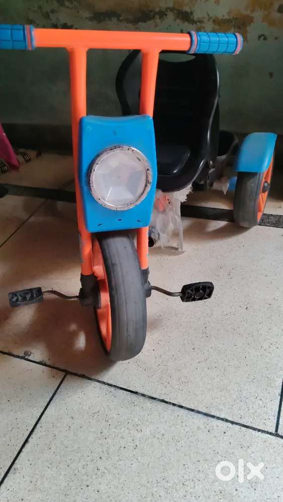 Three wheels cycle