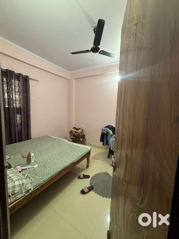 Fridge RO bedroom chair bed facilities