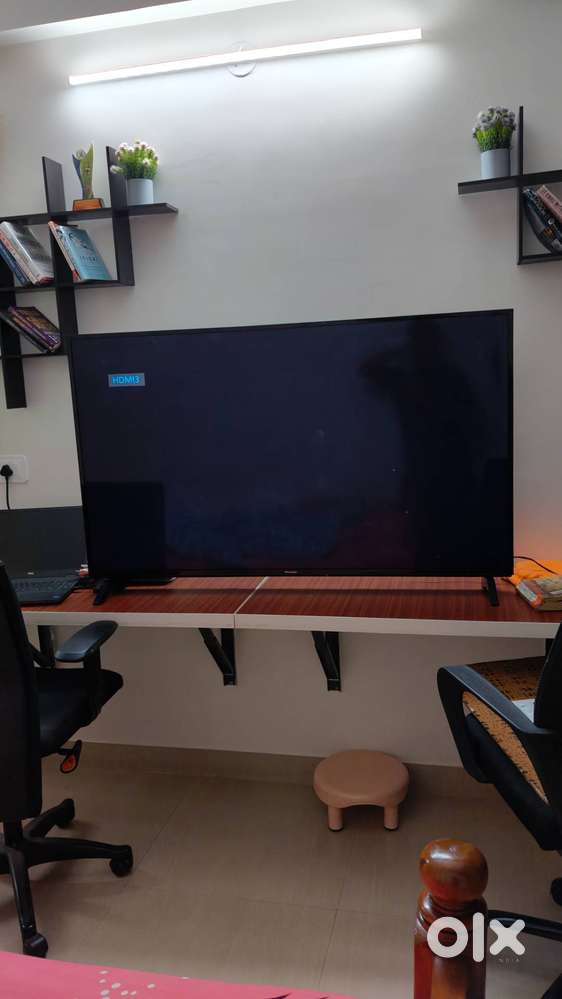 55 4K Ultra HD, Smart LED-Panasonic TH-55FX600D, used but Excellent