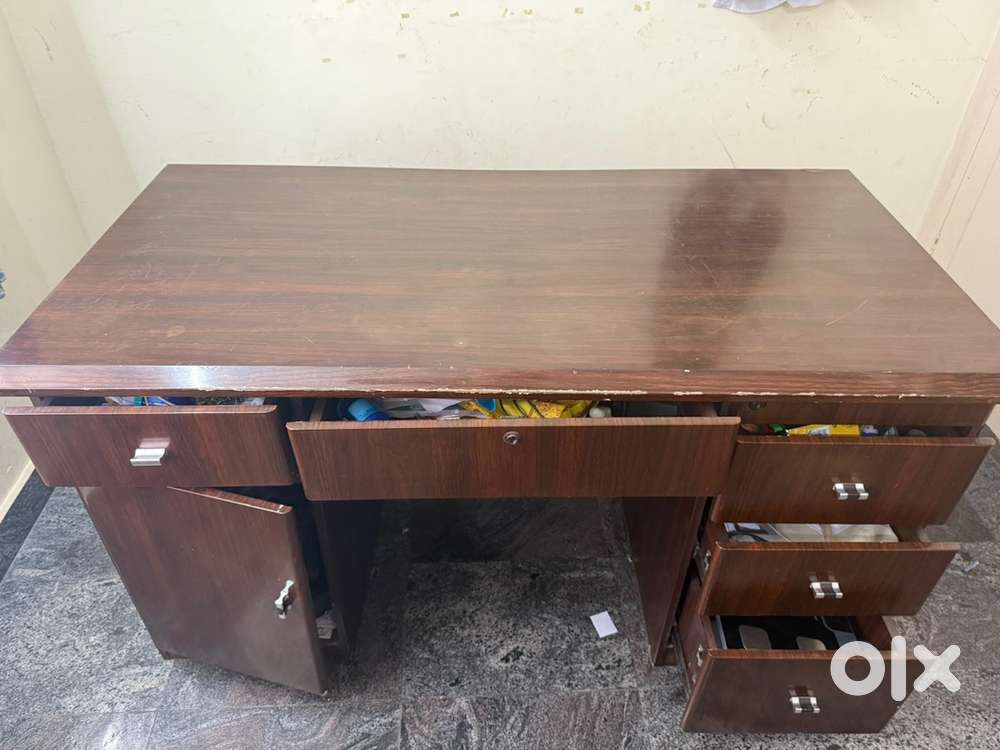Computer table and rolling chairs and tailering machine