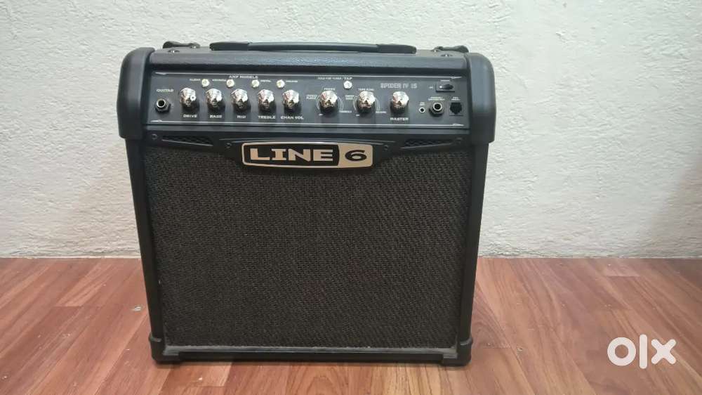 Line 6 Spider 15 Watt Guitar amp for sale.