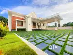 Vazhakulam, 9 cent, 1800 sq: f. 4 bed room attached