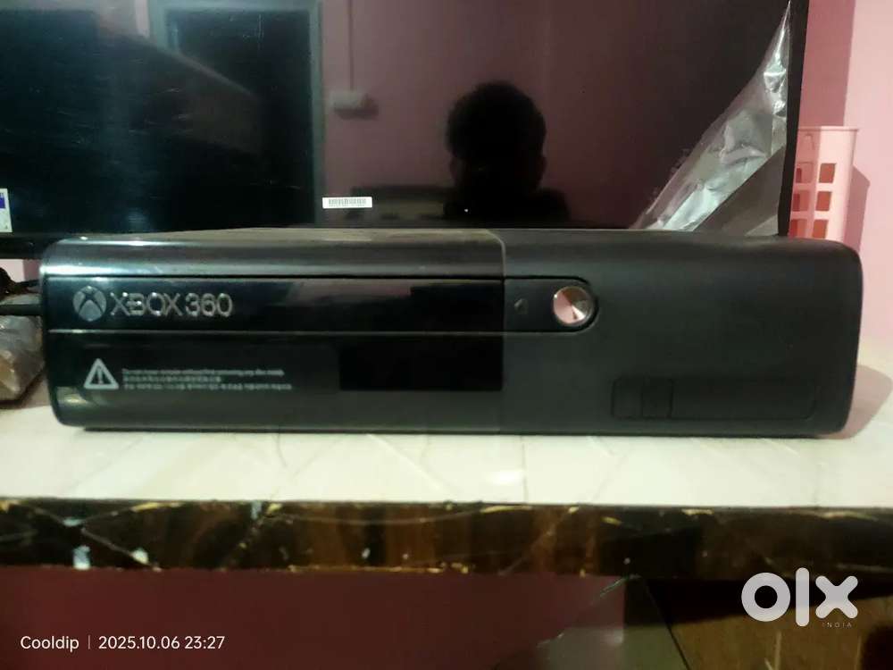 Xbox 360 E model