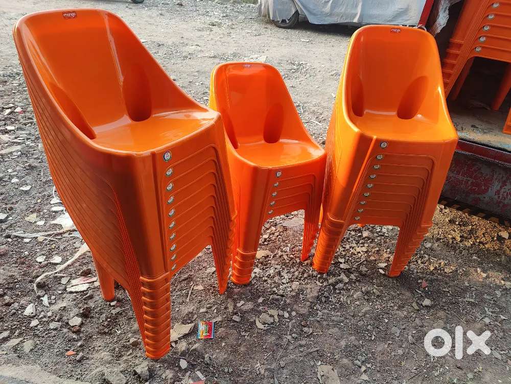Plastic Chairs or Hotel Chairs Brand New High Quality