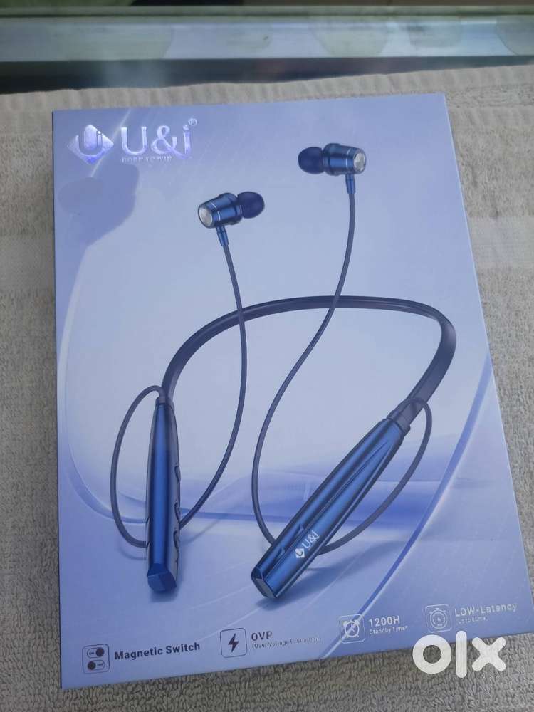 Brand new U&I neckband.