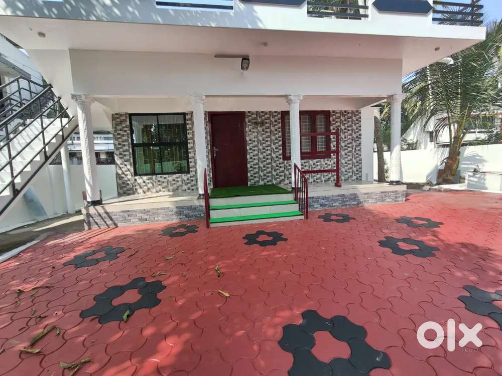 2BHK for Rent for Bachelors