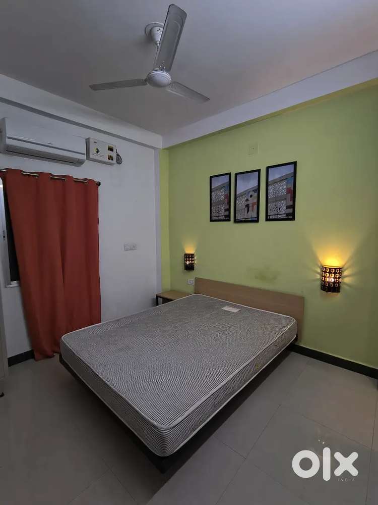 Fully furnished flat ( Bed ac,fridge,etc available)
