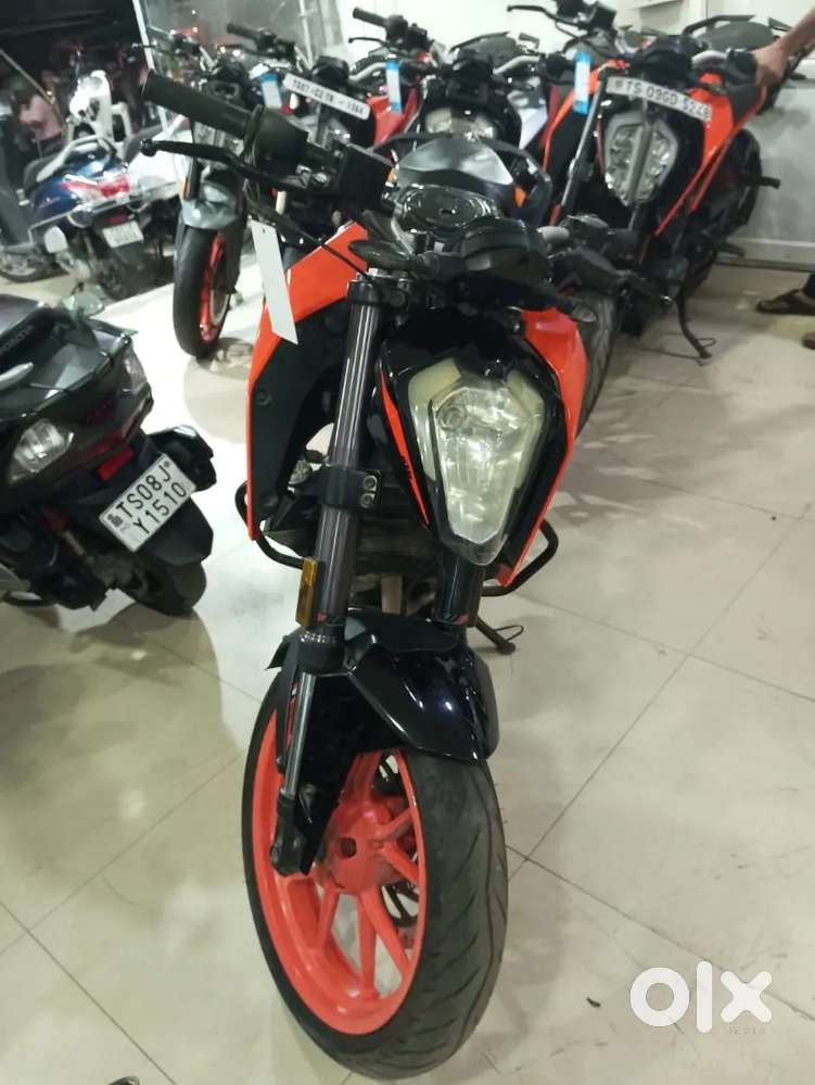 KTM 200 Duke orange colour very neat condition