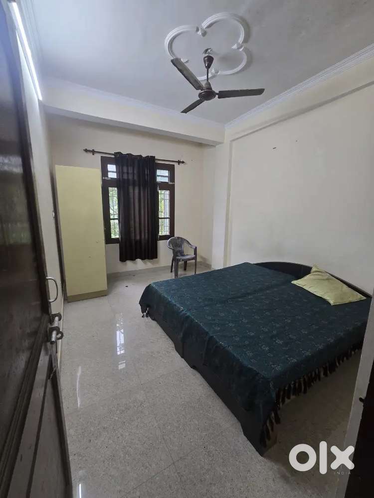 1 room set with Car Parking