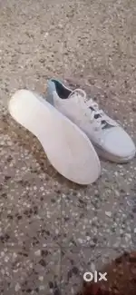 Shoes white colour with lace size 7