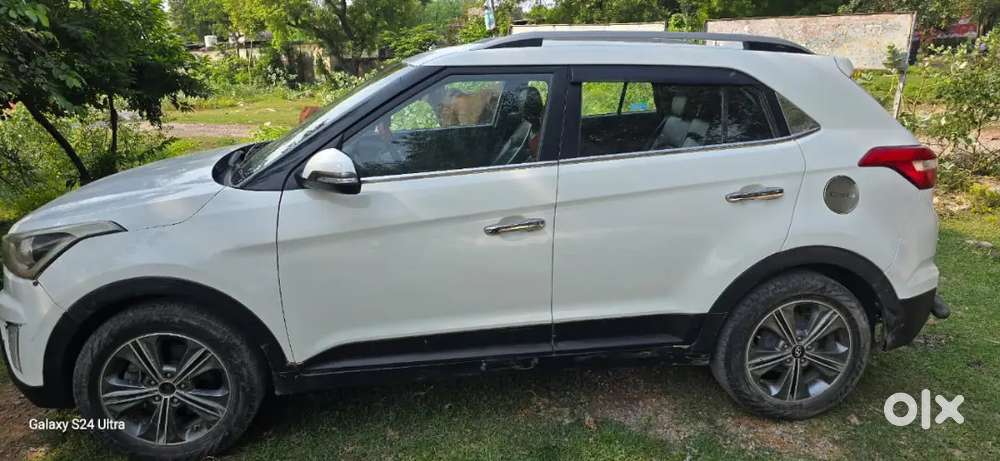 Creta with vvip no.4444