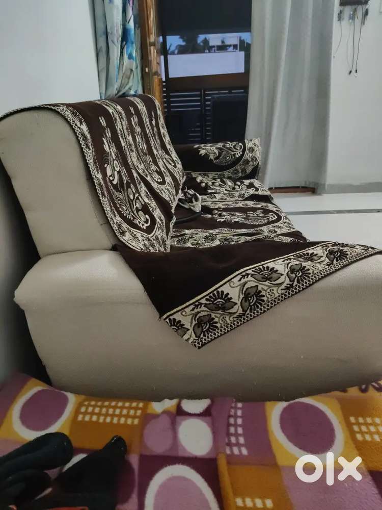 THREE SEATER SOFA FOR SALE