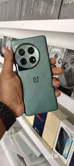 ONE PLUS 12 16GB 512GB FULL BOX AVAILABLE IN LOW PRICE