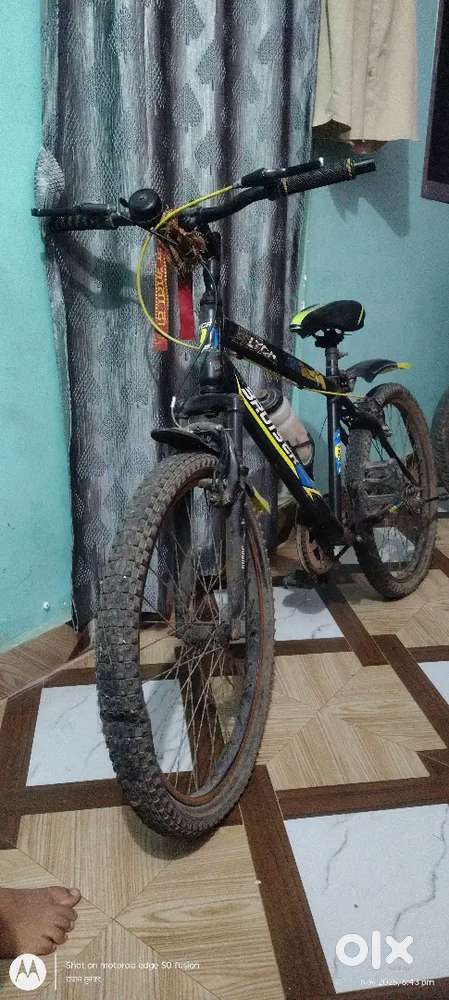 Bicycles of 2 colour white and black