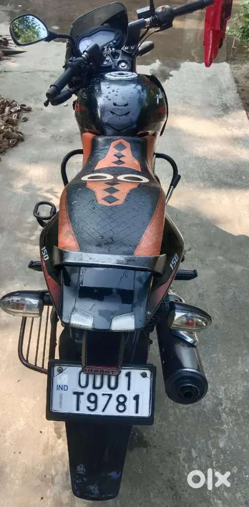 Pulsar 150